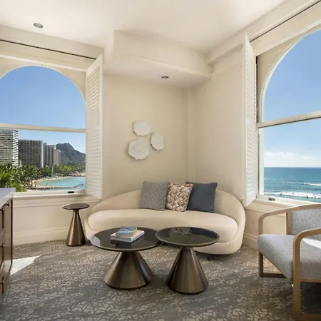Moana Surfrider, A Westin Resort & Spa, Waikiki Beach-2
